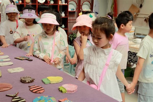 幼芽沐暖阳 小学初绽放——东营市东营区三中联合小明星、娃娃邦、天天三所幼儿园开展幼小衔接实践活动