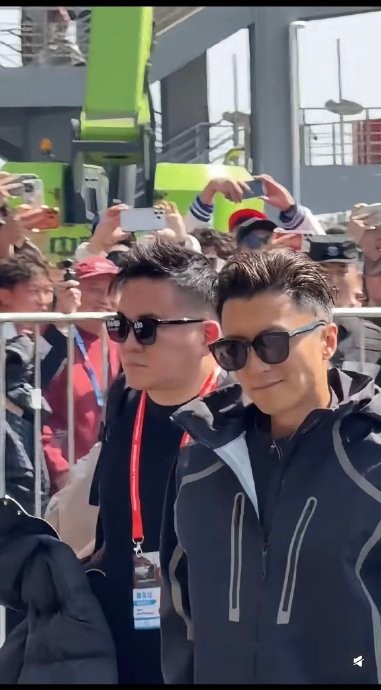 谢霆锋的‘锋味’品牌与F1的合作具体内容是什么？