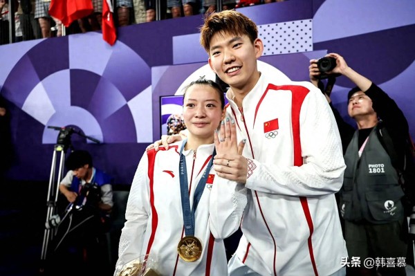 黄雅琼结婚，现场很奢华，马龙樊振东等送祝福，众多冠军参加婚礼