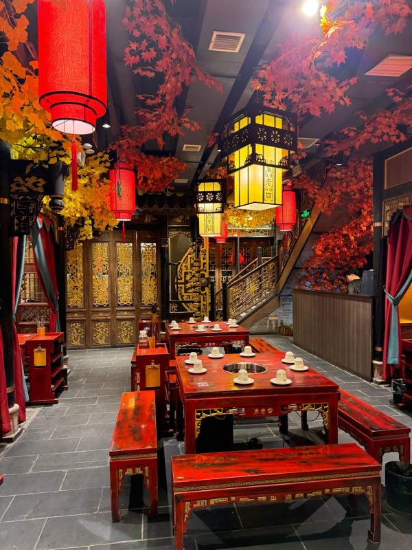 杜华与汪穆清一顿火锅局，掀开老板和艺人关系内幕！