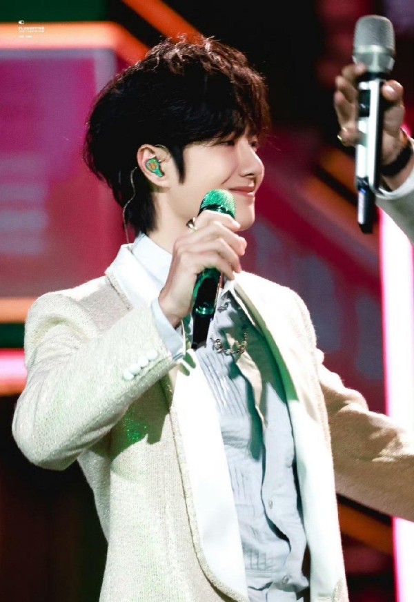 卫视跨年大战：王一博VS胡歌，谁引爆了收视巅峰？