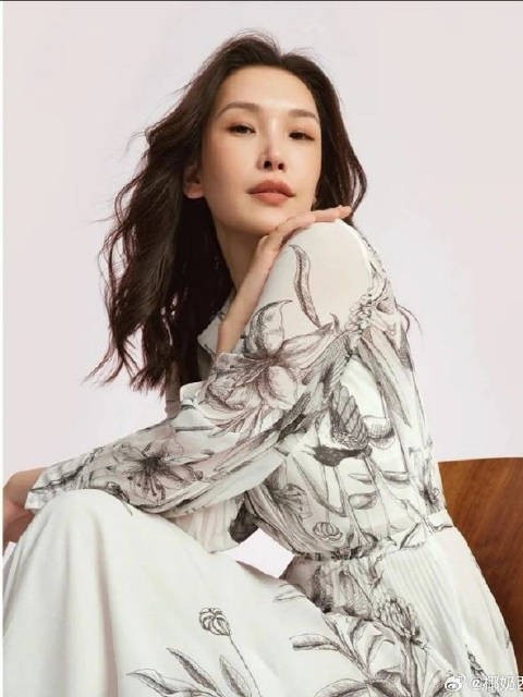 佟晨洁回应离婚跟前夫仍是好朋友