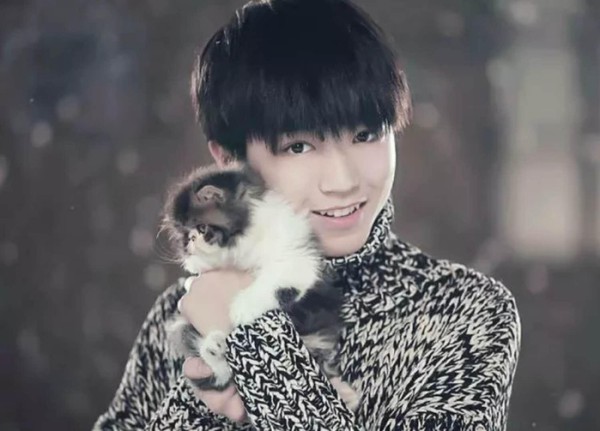 关晓彤拍戏不上课,刘昊然喜欢睡宿舍,明星的大学生活怎么度过