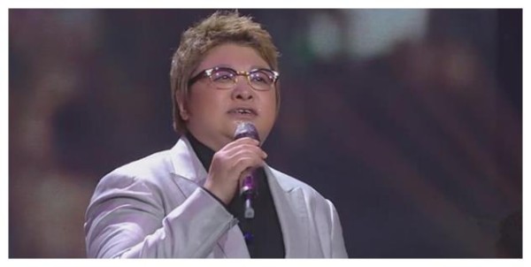 韩红发文致谢明星，易烊千玺被点名，邓超只发一个表情有深意