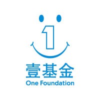 的“一脚传球”，可以跨越半场，也可以穿越时空，落地生根，今天，这颗承载着“铿锵玫瑰”精神与无限信任的足球，传到了福建南安码头镇，全国第4331座美团乡村儿童操场，就是我们的新赛场！赛场上的信任，是相信队友能接到球；公益中的信任，是相信爱能点燃梦想，中国明星足球队代表刘爱玲、梁永斌、倪红和孩子们的笑脸，就是这场爱心接力最温暖的见证，这场永不结束的接力，需要你我共同接棒！视频中的操场为全国第4331座，由中国明星足球队提供公益支持，由美团5069个公益商家捐建