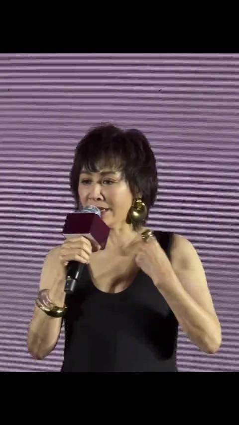 今年就要满60岁的刘嘉玲这状态确实是好，不过现在的她怎么越看越像蔡明