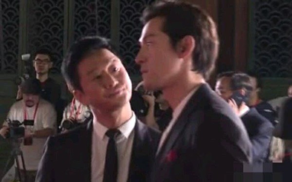 事实证明，胡歌还是要有人带才行……