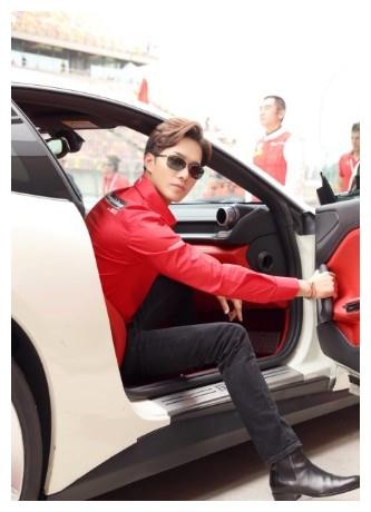 徐志贤跟罗志祥互动，就像粉丝见偶像，网友：相信是真爱！