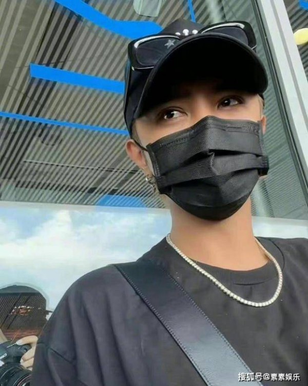 罗志祥时隔2年现身北京，安慰粉丝先不要哭，承诺会经常回来