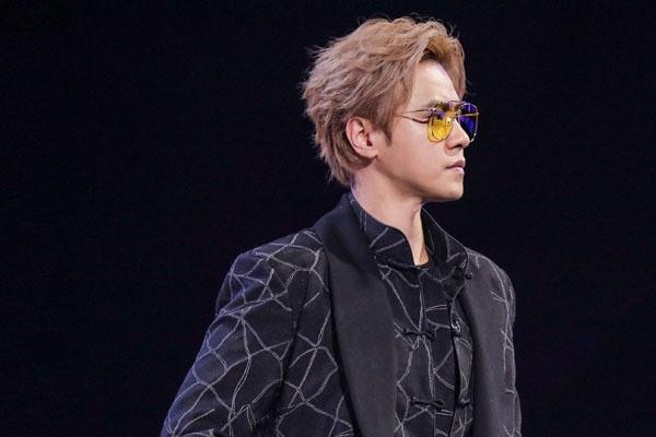 罗志祥人生圆满了，他被木村拓哉翻牌，成功和偶像互动