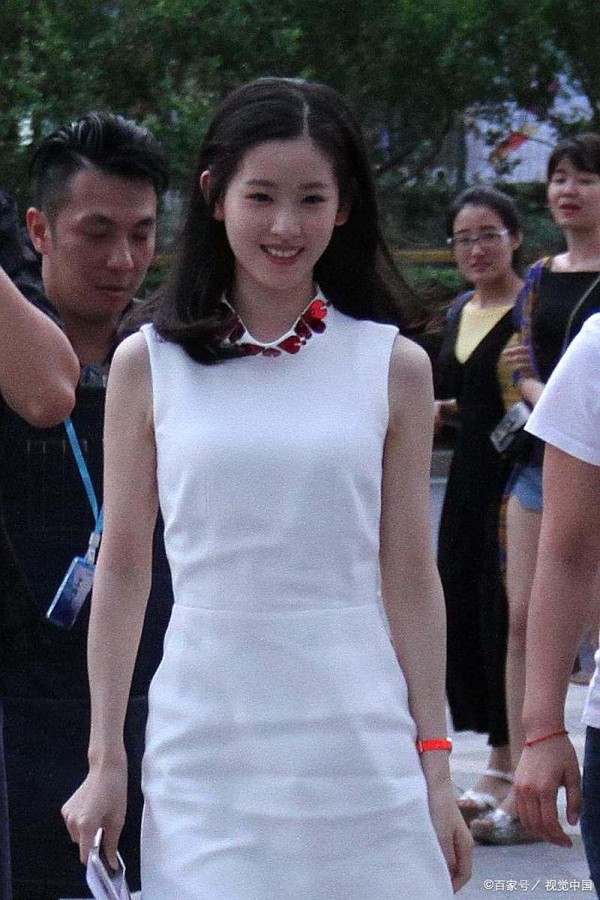 国内最富有的女明星前十名