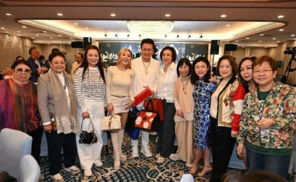 67岁杨仲恩生日宴群星云集，把“大侠”活成“老板”，他的人生比戏更通透