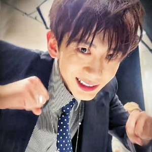 费启鸣颠覆内娱营业！直播拍出发图，把“惊喜盲盒”变全透明