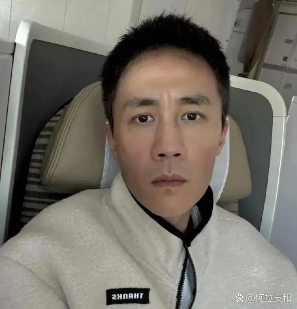 2015年的娱乐圈，看似热闹非凡...@阿拉贡和的动态