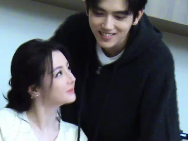 迪丽热巴陈飞宇DV共创视频曝光