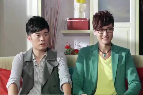 王传君为陈赫送花篮称呼贤哥引回忆杀