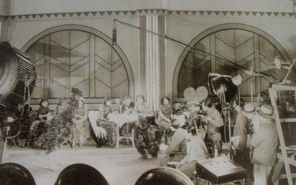 京剧大师周信芳：一生只爱一个人，却因其作品造成爱情悲剧