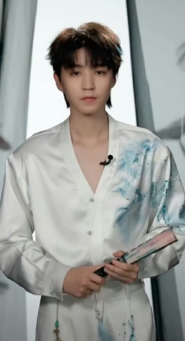 王俊凯这次花西子直播的观众人数和带货数据如何?