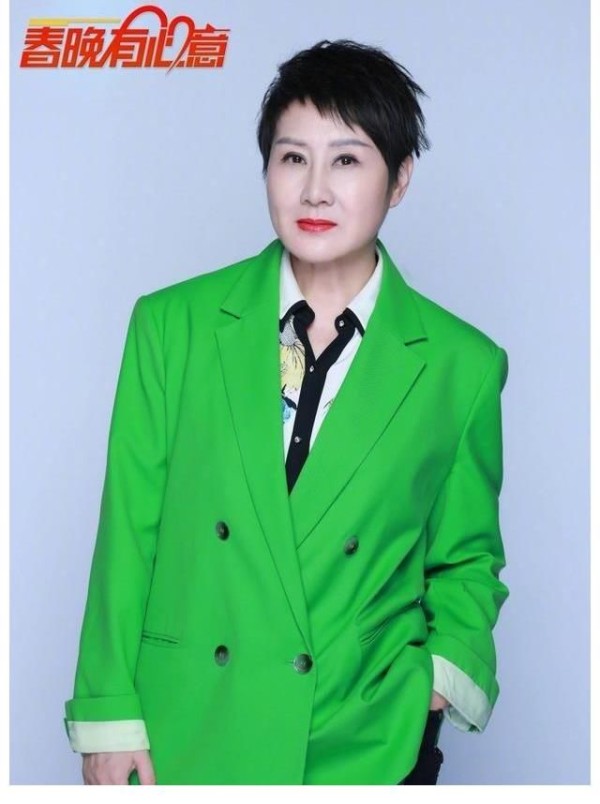 类似于《星光大道》！《我要上春晚》处境尴尬，任鲁豫艰难撑场面