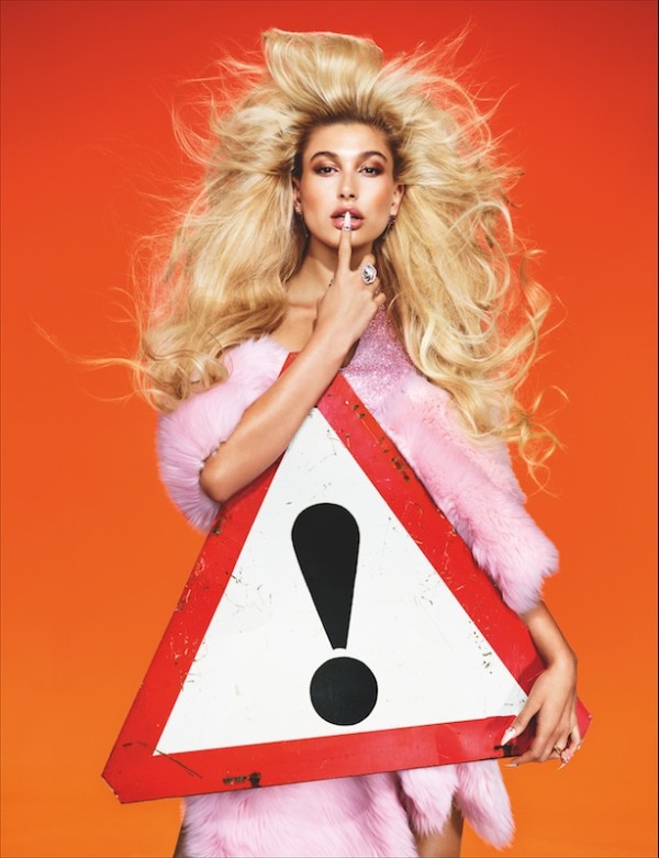 黑利・鲍德温-模特界的后起之秀-展现金发亮泽的美丽，光鲜亮丽的春天Topshop牛仔系列时装秀---酷图编号3