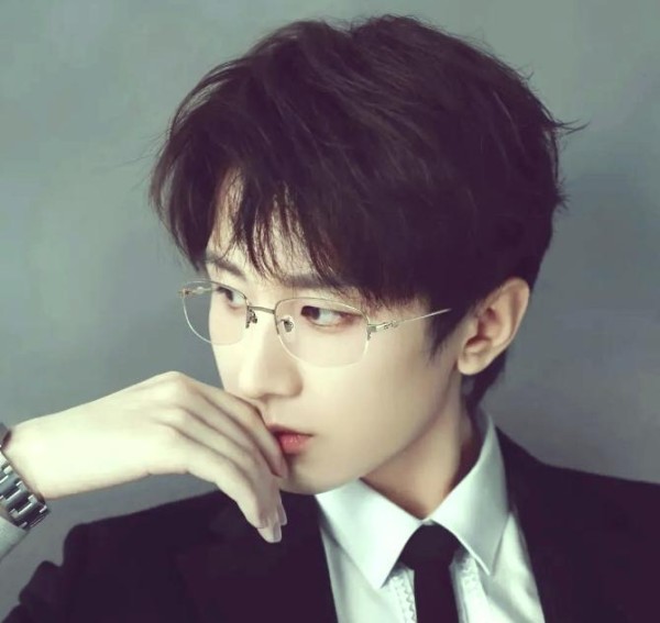 明星动态及趣味八卦：谁是最佳拍档？