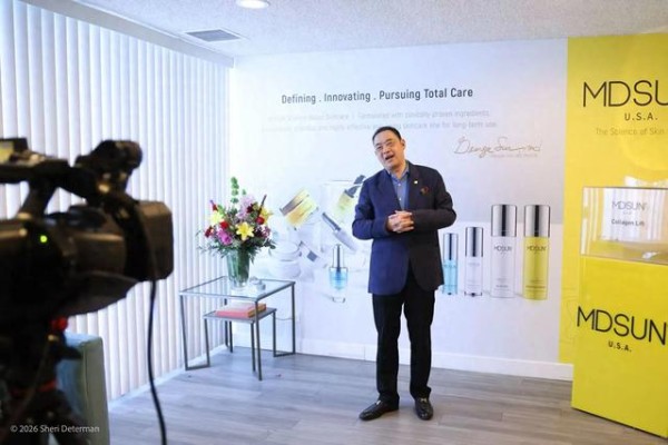 MDSUN医学美容Skin Care特聘艺术家Michael Janzen 为终身艺术顾问