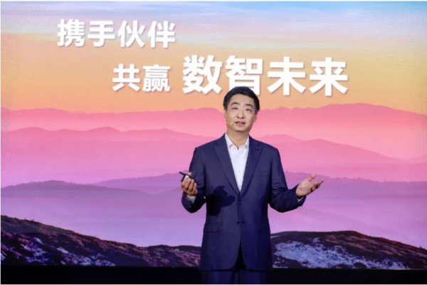 华为与伙伴：“有所为”的星辰大海和“有所不为”的规则边界