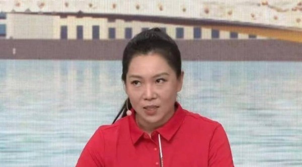 呦呵文体不分家，明星家中竟隐藏奥运冠军，宋轶表哥竟是胡佳黄晓明的亲戚