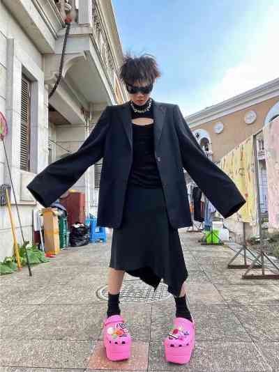 揭秘网络红人:李燕窝个人背景与成名之路