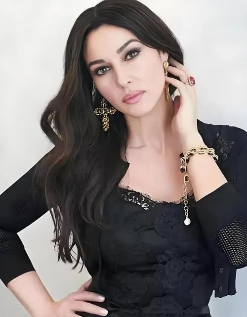 意大利国宝级女演员去世：回顾她璀璨夺目的艺术生涯