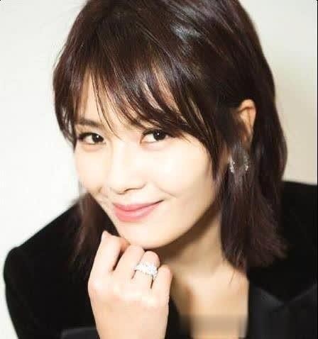 韩红公开明星募捐名单，这两个明星只捐200元，张一山却令人心疼