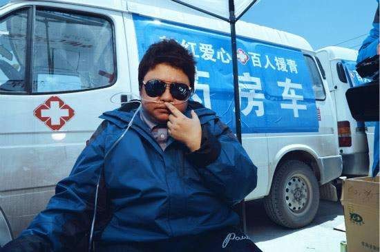 韩红办明星慈善晚会, 无一人参加, 大骂娱乐圈的“他们”, 网友: 真解气!