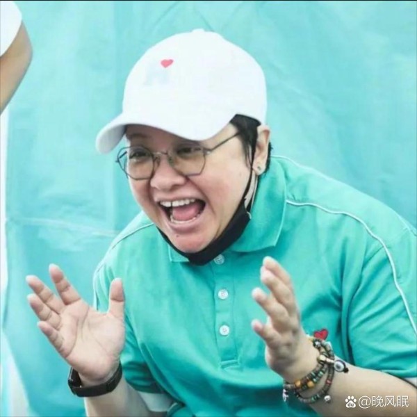 香港火灾后明星捐款差距大到惊人...@花开花落的动态