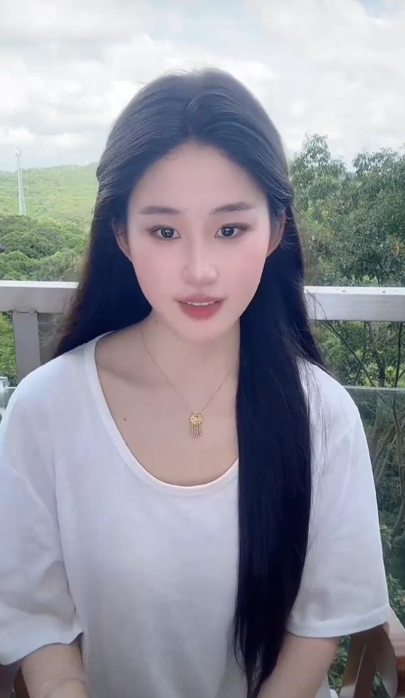 广东女孩神似刘亦菲走红，三条视频涨粉20万