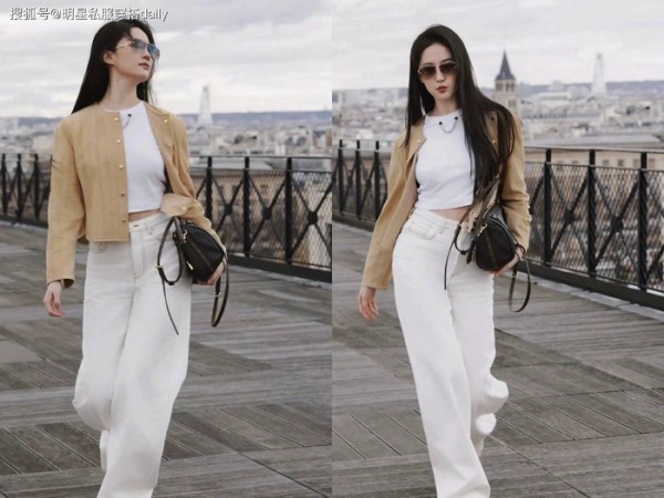 刘亦菲“老钱风”穿搭火了！白T+白色牛仔裤，盘靓条顺无穿搭瓶颈