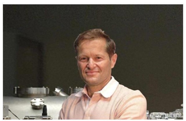 诺贝尔奖获得者向乌克兰捐赠奖金