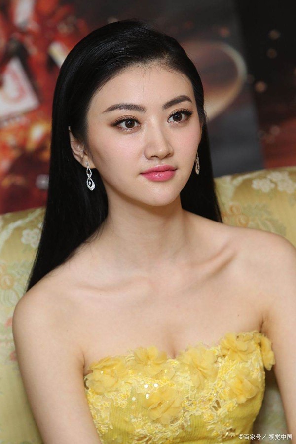 冯绍峰景甜《灼灼风流》热播:明星婚讯为何让观众更入戏?