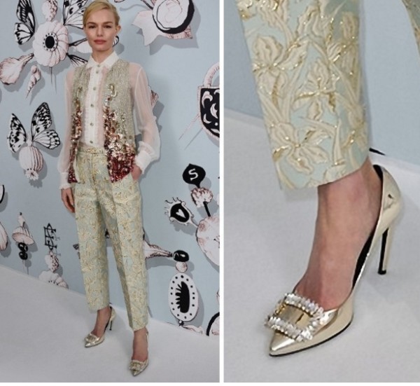 原来女明星走红地毯的时候,大部分都是这样穿高跟鞋的!