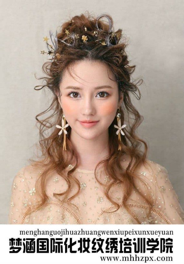 热议靠谱的影视明星化妆培训学校，哪个口碑好？