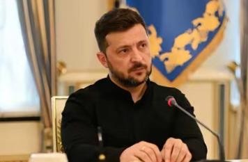 2025年自媒体生态大洗牌:从“流量为王”到“情绪刚需”,谁在悄悄改变游戏规则?