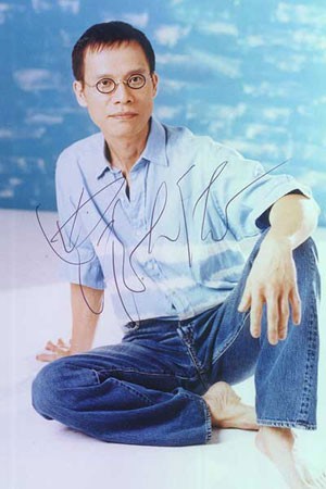 星座名人：“音乐教父”巨蟹座罗大佑(组图)