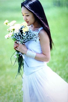 “甜歌玉女”--金牛杨钰莹(附图)