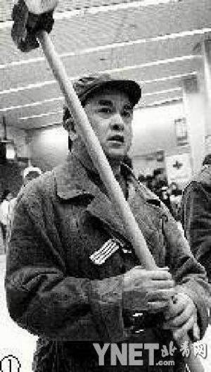 大哥迟到险误场 央视春晚明星幕后故事多