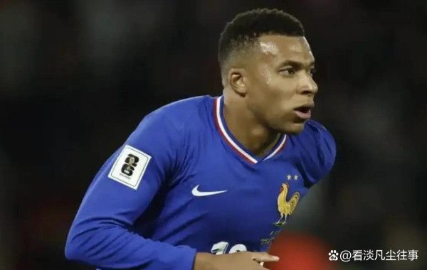 皇马队医误诊姆巴佩，表面平静暗潮汹涌，记者爆料球星竟在说谎？幕后操盘利益交换，明星公关套路全开，谁在遮掩真相谁在卖惨？