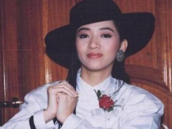 6位明星去世后遗产引争议，她红颜薄命，遗物竟遭母亲拍卖