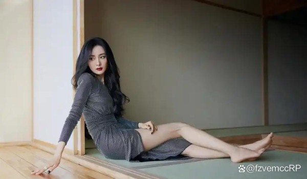 红毯之下的产业链:谁在为明星光鲜买单