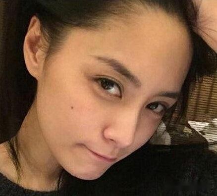 鍾欣潼公佈戀情 阿嬌素顏美肌展女神範兒 第3張