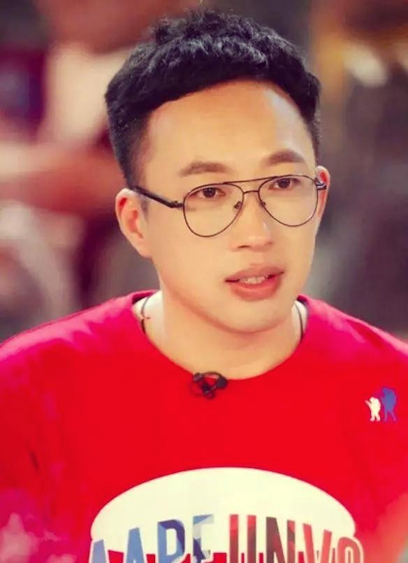 于正揭示娱乐圈潜规则：明星黑料与红黑较量