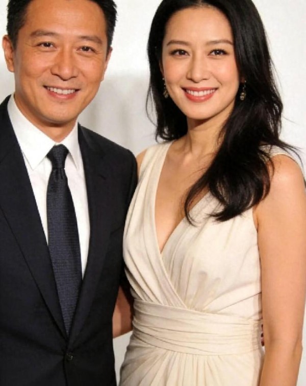 章子男&殷旭：不借光环活自己，19年婚姻藏着娱乐圈最踏实的幸福