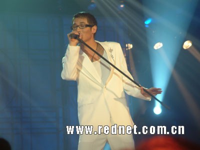 2004海飞丝“明星学院7·23巅峰对决”郭彪夺冠